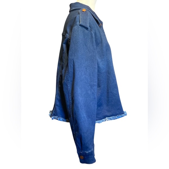 Jones New York denim ja features button down, epaulets, and a frayed hem. - Picture 3 of 6